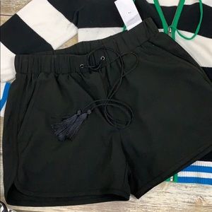 NY&Co 4” drawstring shorts with pockets XS NWT